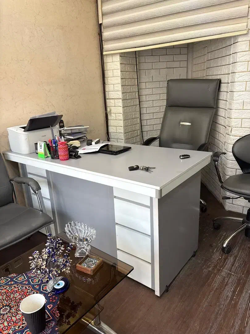 میز و صندلی اداری|دفتر کار|رشت, بلوار گیلان|دیوار