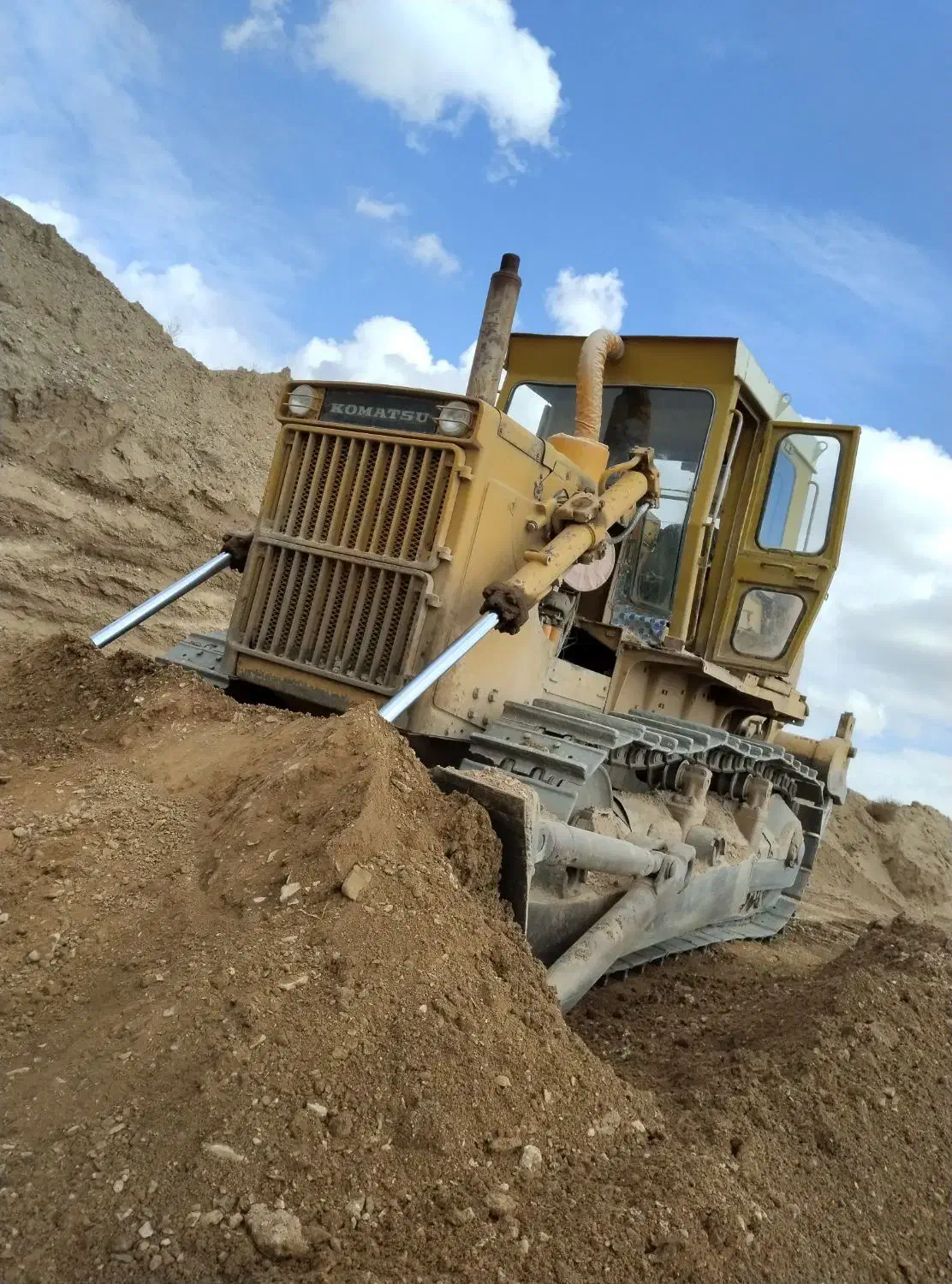 دستگاه بولدذر 85|خودرو سنگین|قائن, |دیوار