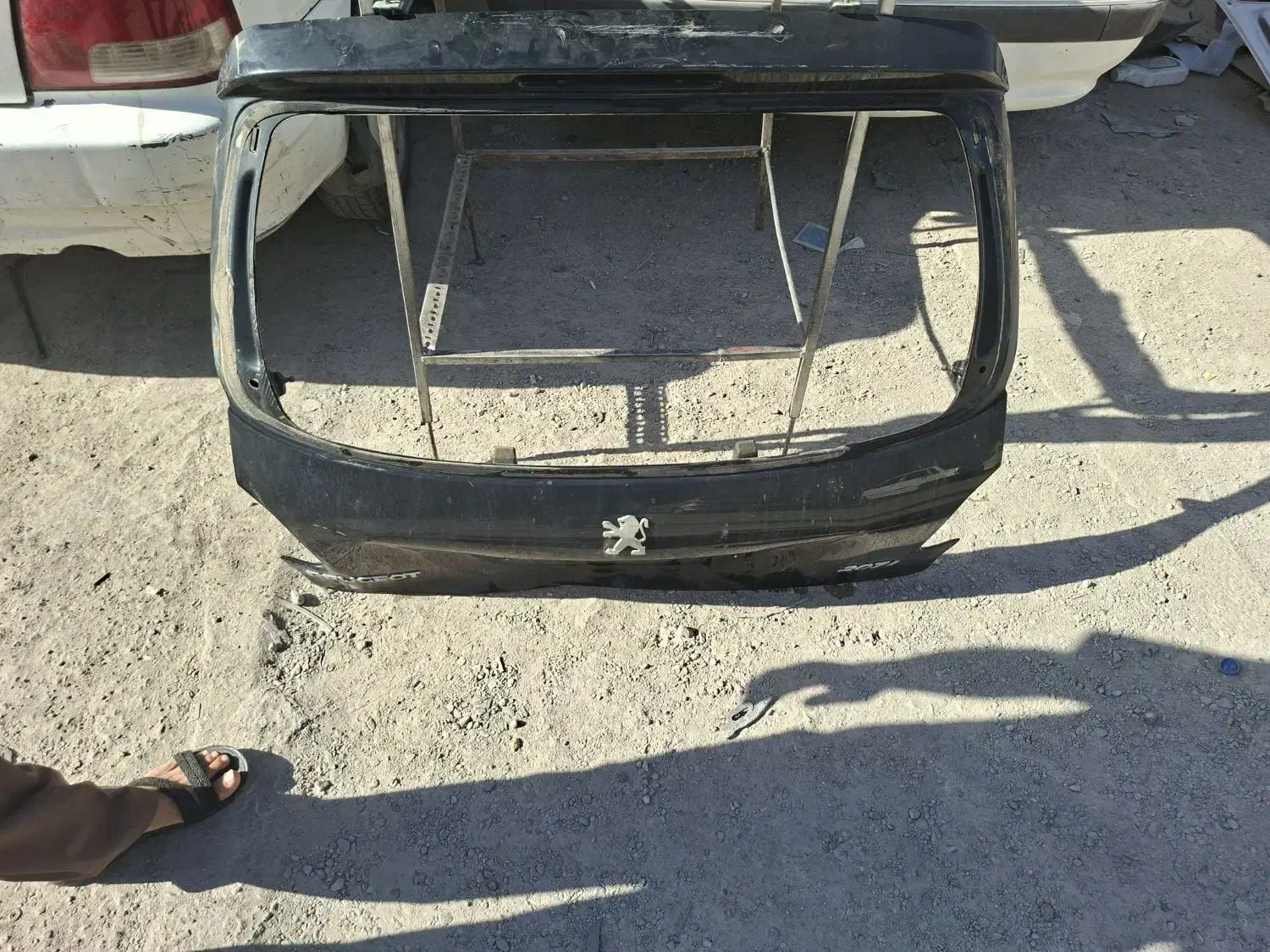 صندوق عقب ۲۷ مشکی سپر عقب ماکسیما سپرعقب اونتا|قطعات یدکی و لوازم جانبی|یزد, |دیوار