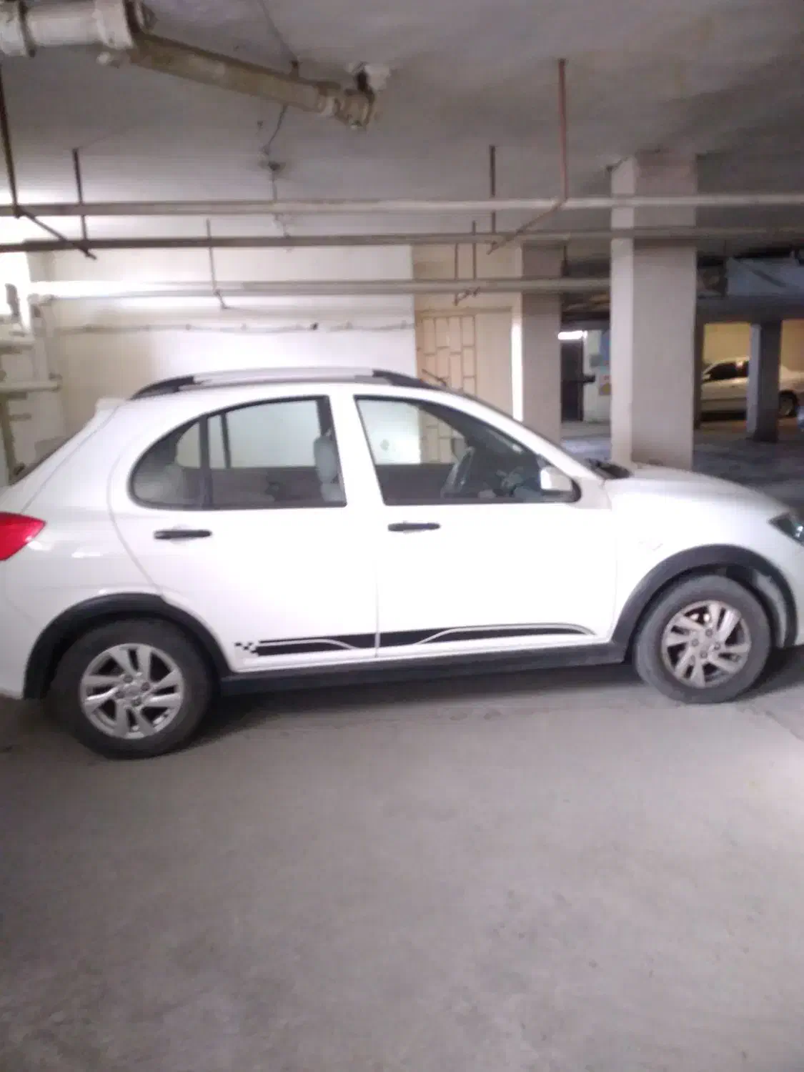 کوئیک فروشی مدل ۴۰۱|خودرو سواری و وانت|مهاجران, |دیوار