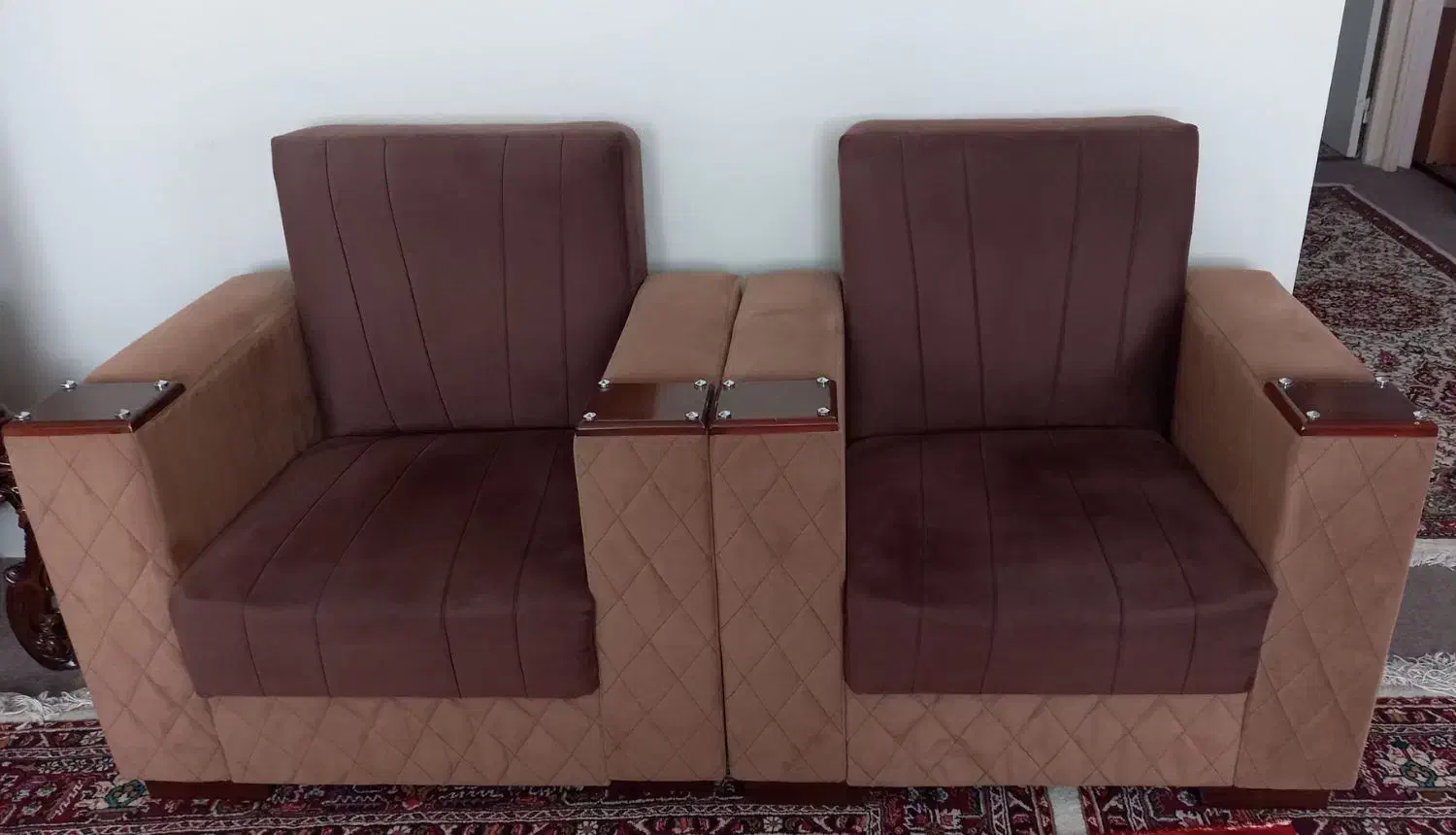 مبل ۸ نفره راحتی تخت شو در حد نو|مبلمان خانگی و میز عسلی|تبریز, |دیوار