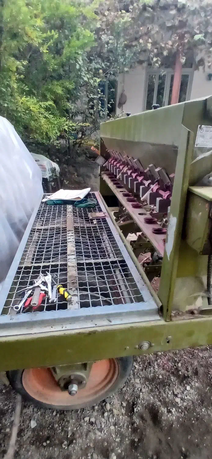 ردیفکار کشت کستر آماده کاشت مدل 90|ماشینآلات صنعتی|انگوت, |دیوار