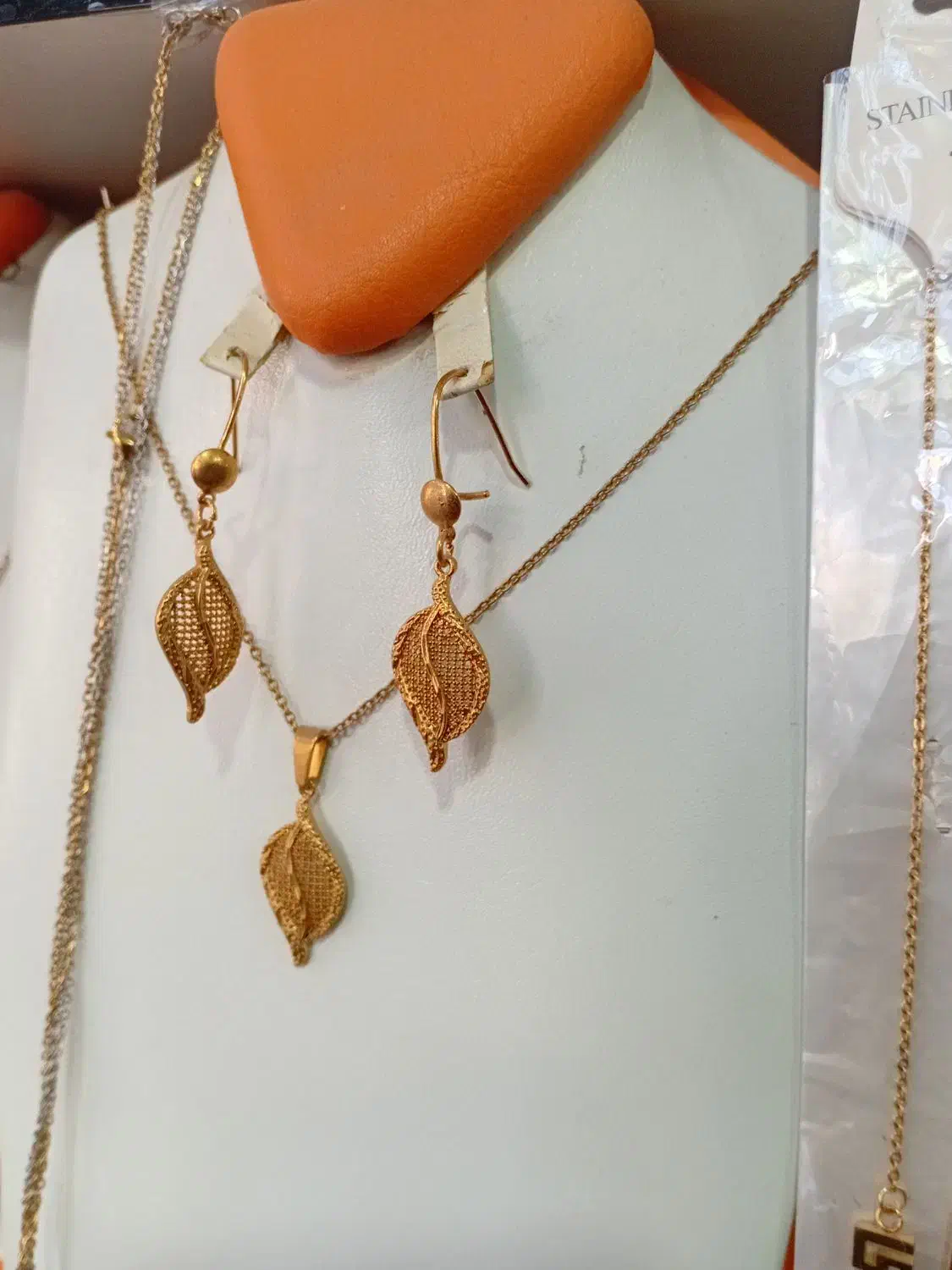 نیم ستای استیل درجه یک رنگ ثابت عمده دون ای ۹۵۰۰۰|بدلیجات|بهار, |دیوار