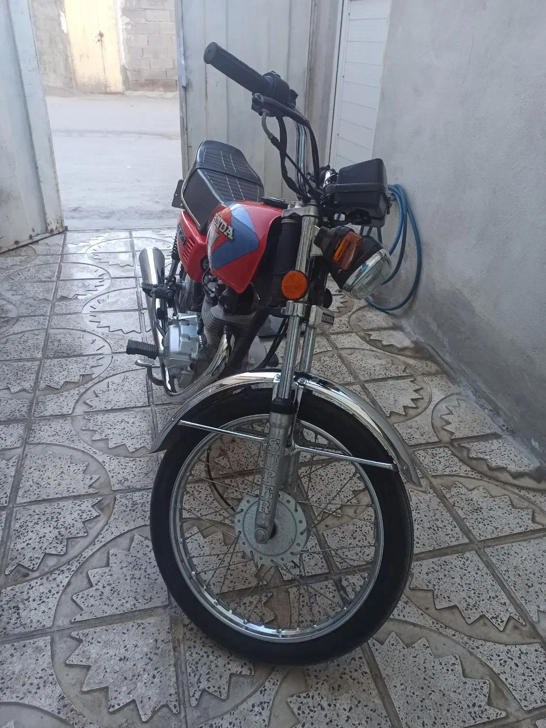 موتور سیکلت|موتورسیکلت|قروه, |دیوار