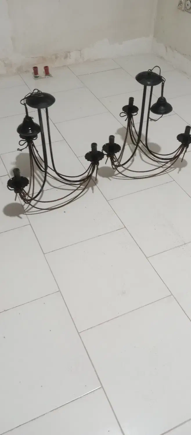 لوستر فلزی فرفورژه|لوستر و چراغ آویز|رشت, لاکانی|دیوار