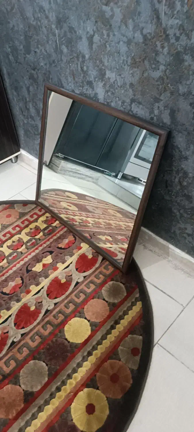 آ یینه|آینه|کرج, حسن آباد|دیوار