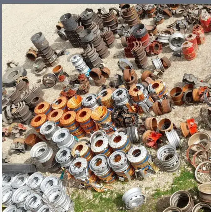 24فرمون افهاش ولوواف پره عقب سه تیکه رینگ لاستیک24|قطعات یدکی و لوازم جانبی|تهران, خانی آباد نو شمالی|دیوار