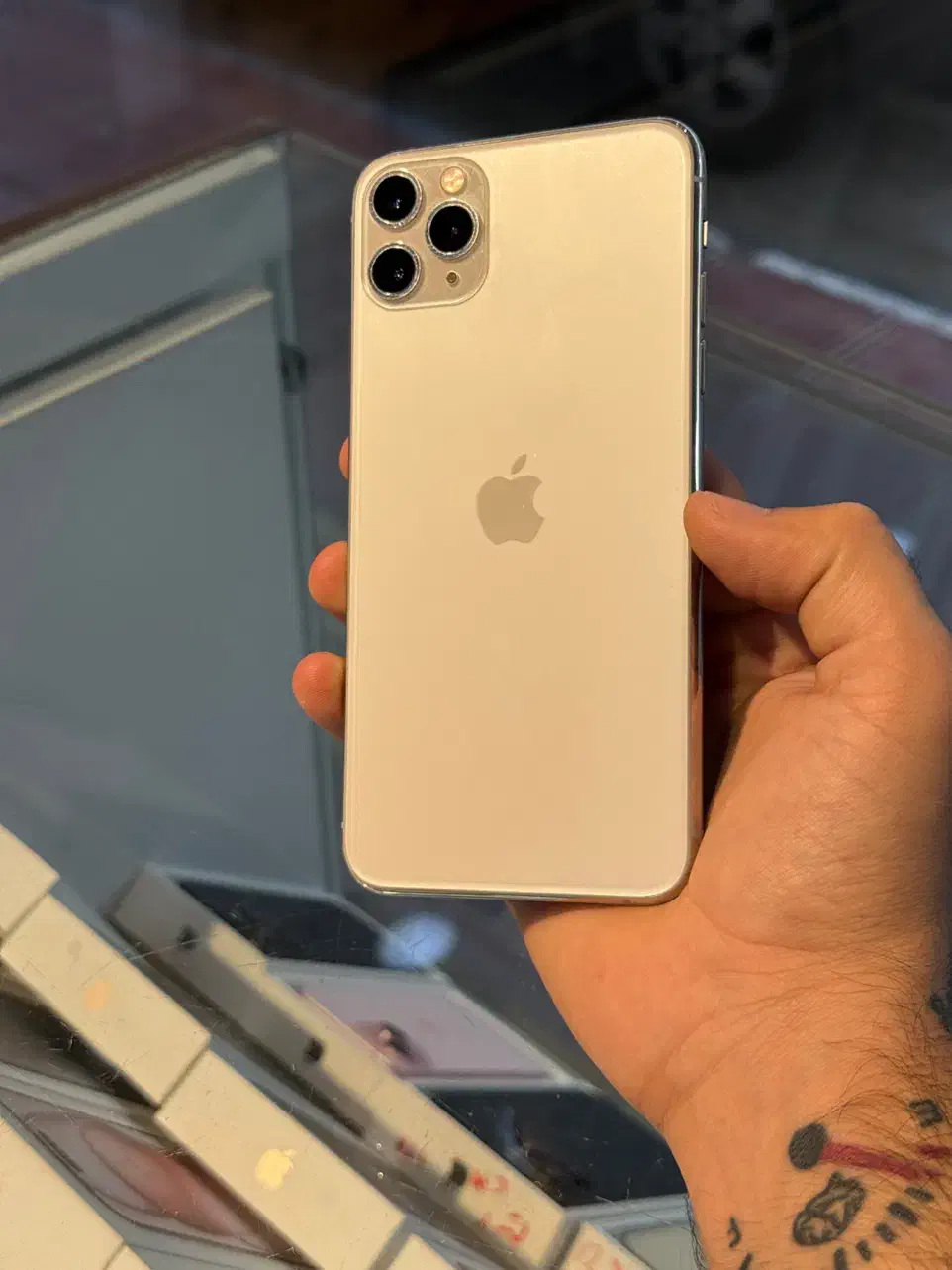11promax|موبایل|قشم, |دیوار