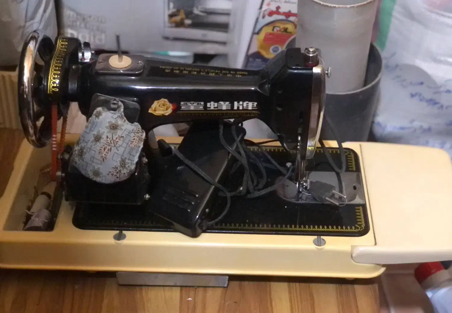 چرخ خیاطی قدیمی|لوازم خیاطی و بافتنی|رشت, حمیدیان|دیوار