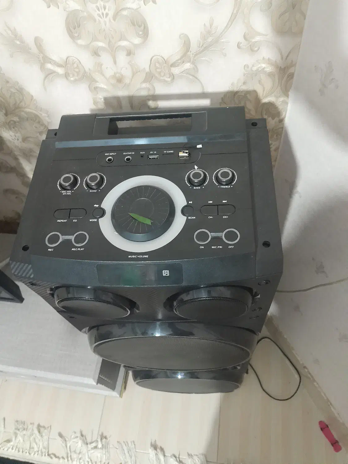 اسپیکر در حد  نوع فوری فروش|سیستم صوتی خانگی|گرمسار, |دیوار