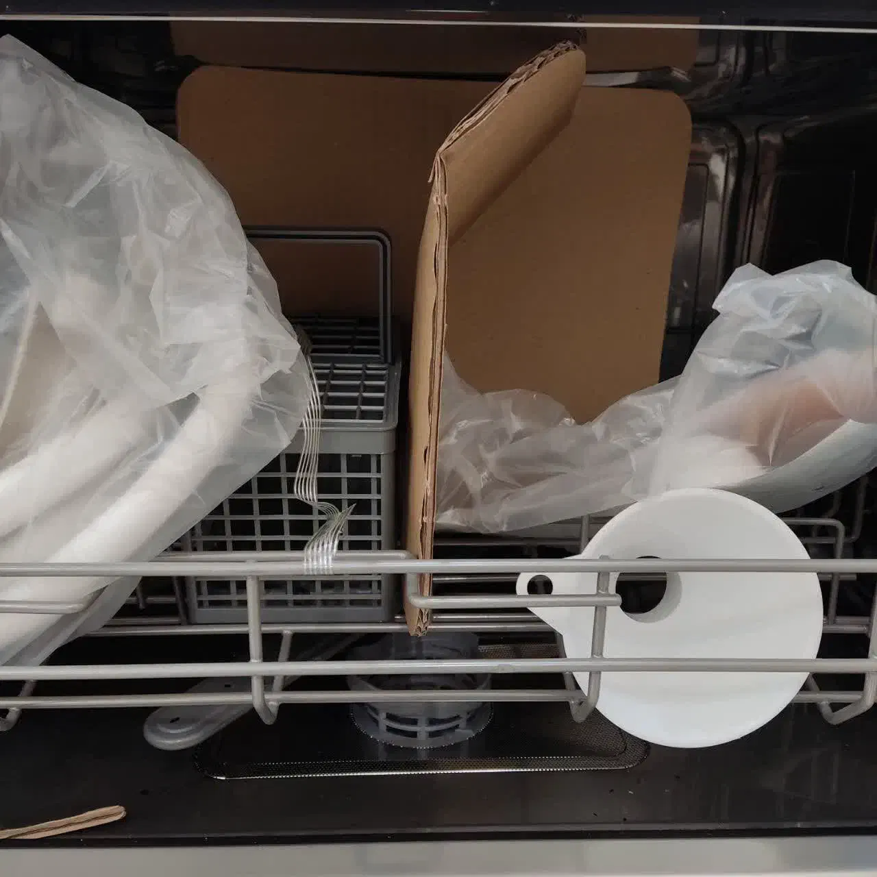 ماشین ظرفشویی|ماشین ظرفشویی|ساوه, |دیوار