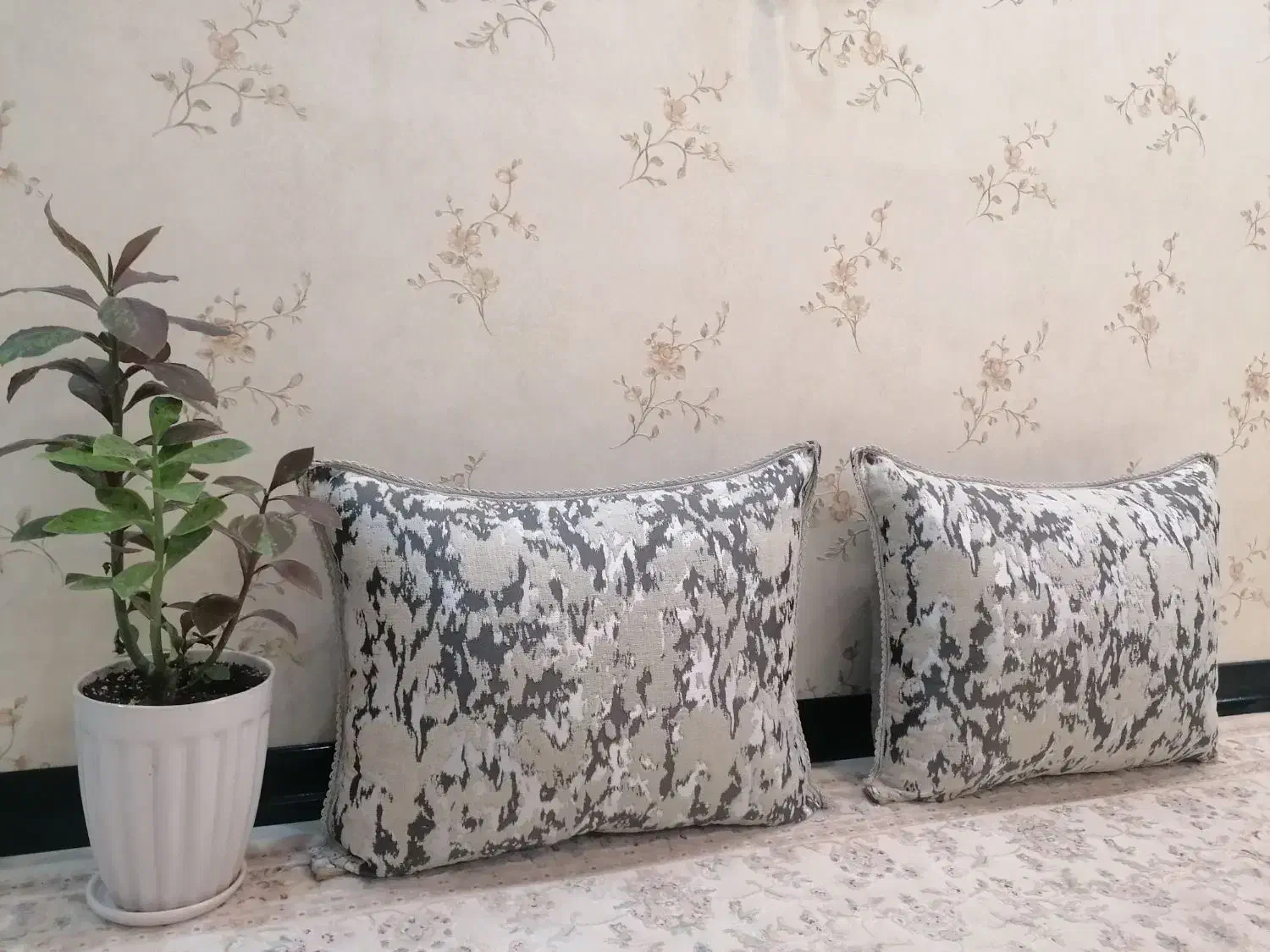 بالشت پشتی لوکس|رختخواب، بالش، پتو|شیراز, تندگویان|دیوار