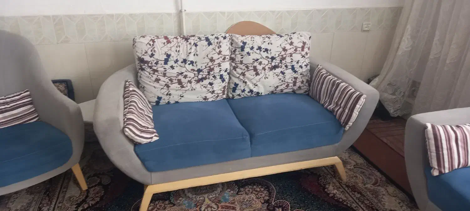 یک دست مبل هفت نفر|مبلمان خانگی و میز عسلی|کنگاور, |دیوار