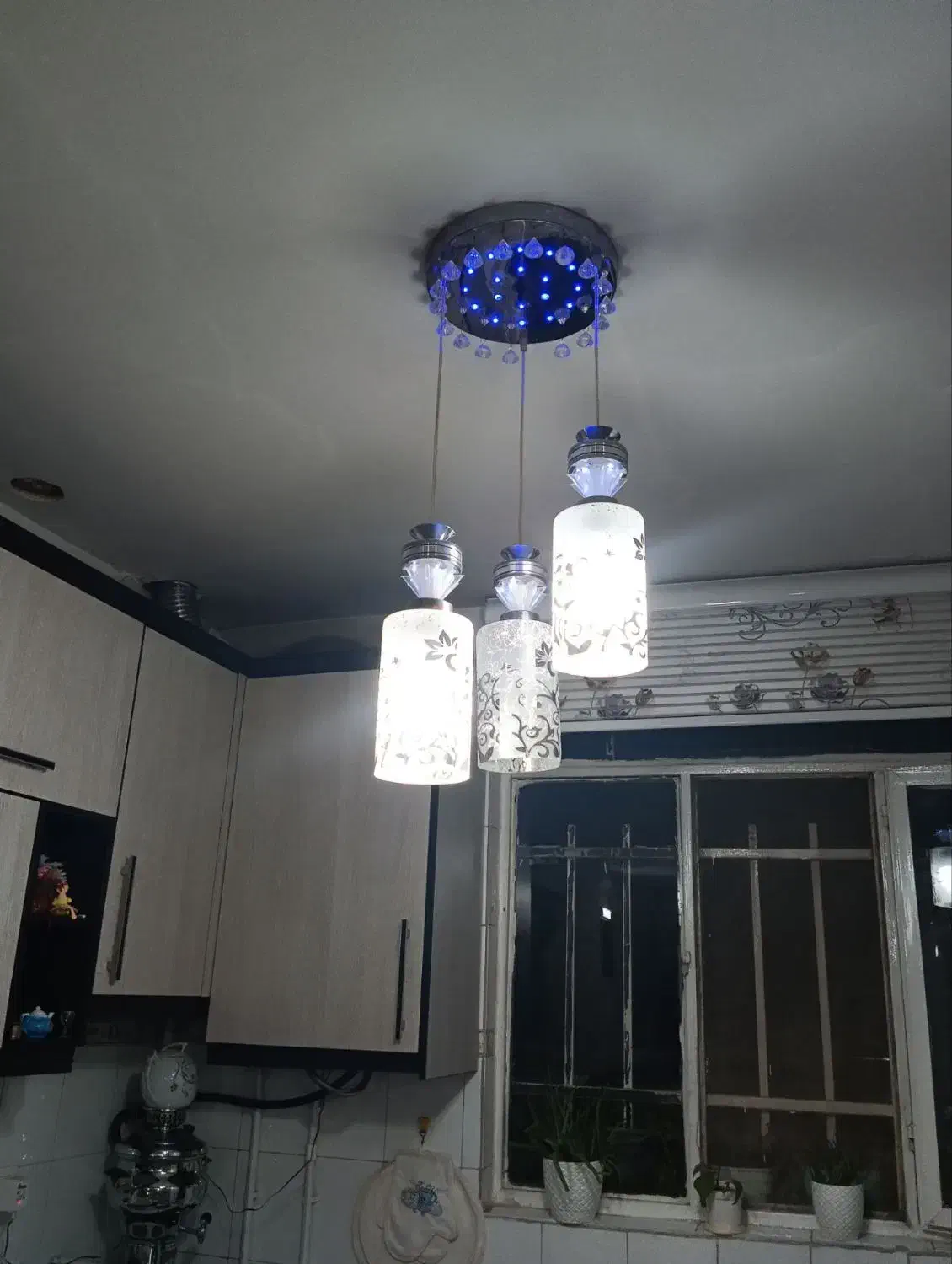 لوستر|لوستر و چراغ آویز|آبیک, |دیوار