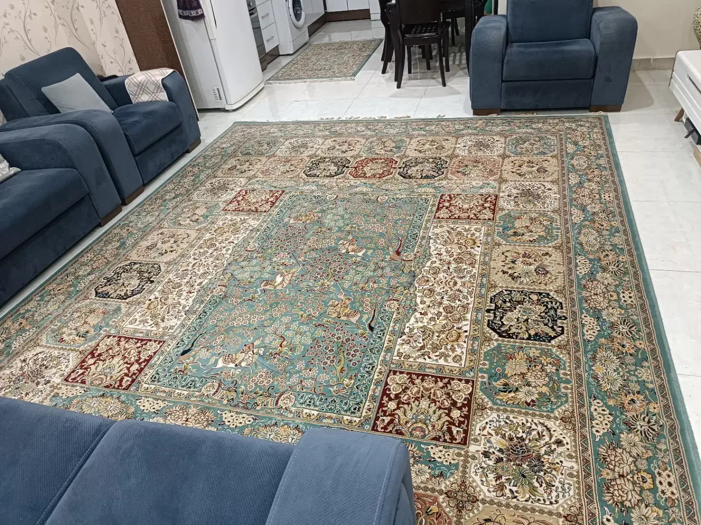 قالی|فرش|اهواز, بهزاد شهر|دیوار