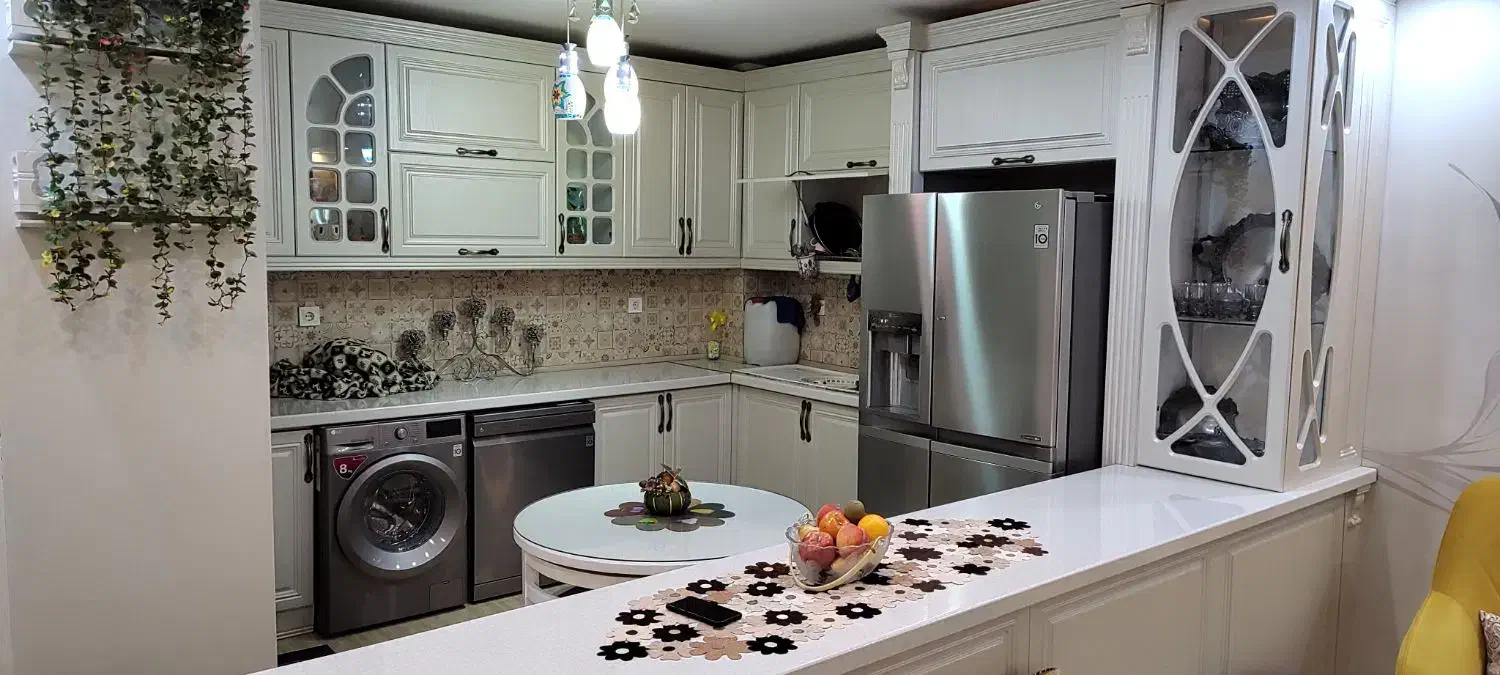 ۱۱۱ متری/ ۱۵ فروردین/فول امکانات/۳ خواب|فروش آپارتمان|همدان, |دیوار