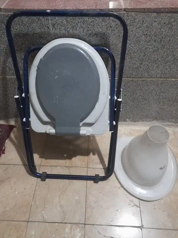 توالت فرنگی محکم  مسافرتی|لوازم سرویس بهداشتی|شریف‌آباد, |دیوار