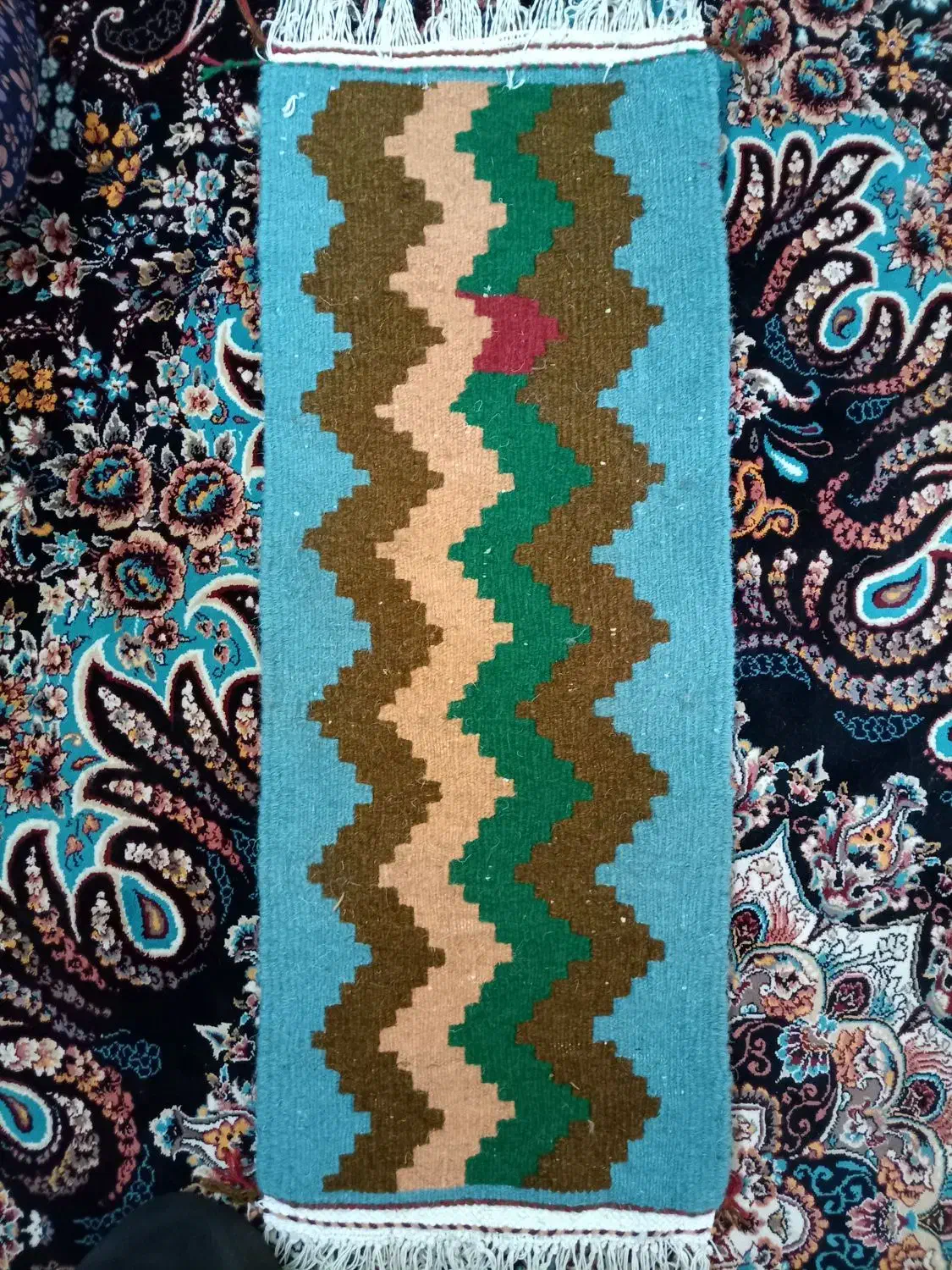 گلیم دست بافت با پشم گوسفند|گلیم، جاجیم، گبه|زنجان, |دیوار