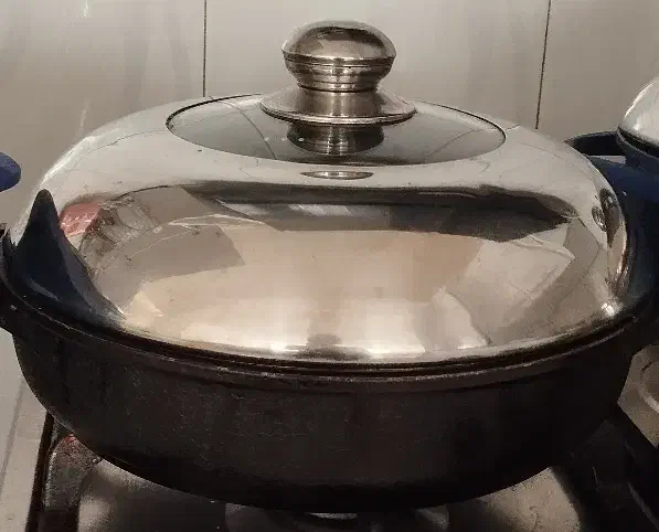 تعدادی وسیله اشپزخانه|ظروف پخت‌وپز|ایلام, |دیوار