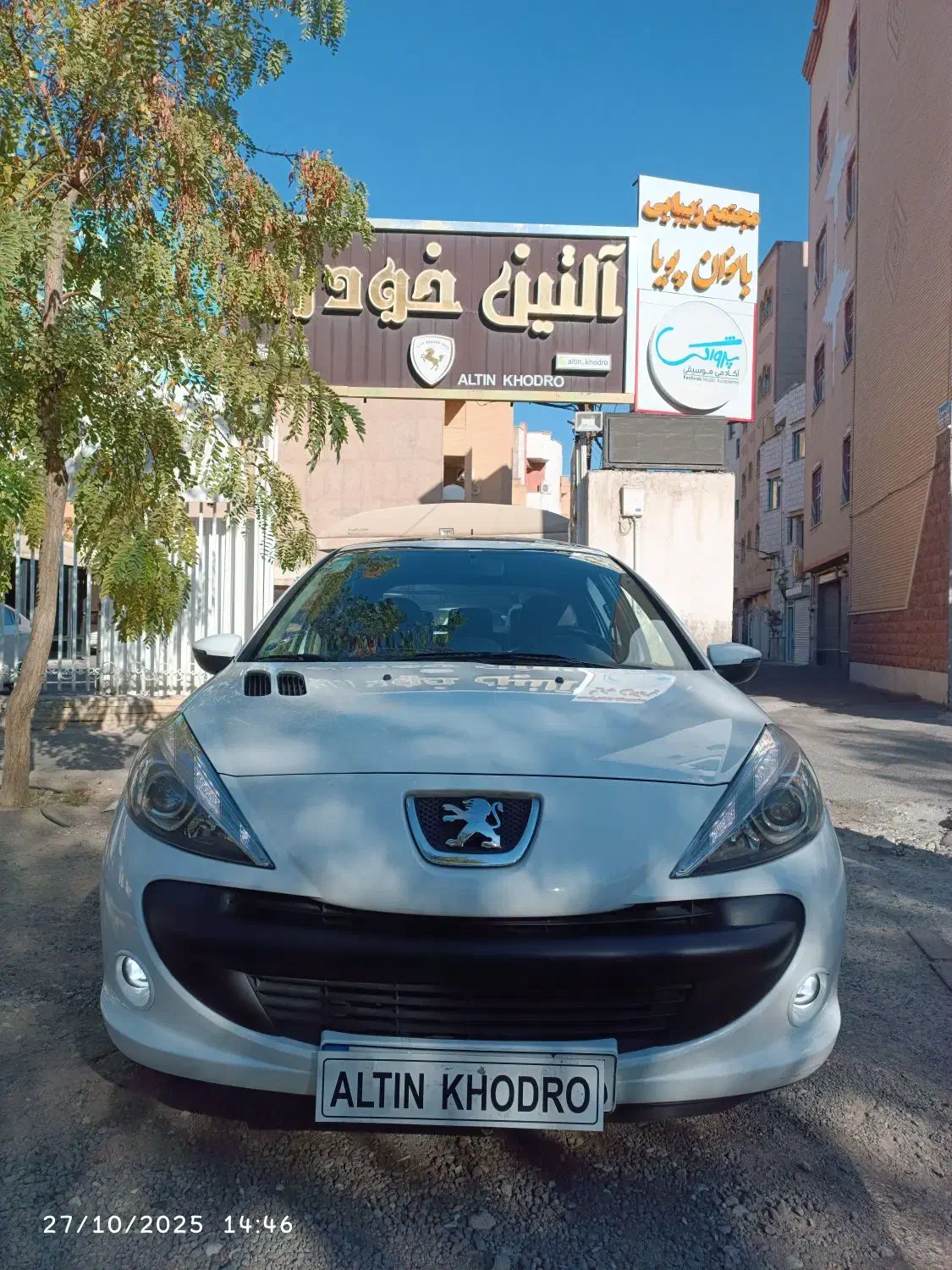 207مدل 1402 سقف پانا ۲۵ کار|خودرو سواری و وانت|تبریز, |دیوار