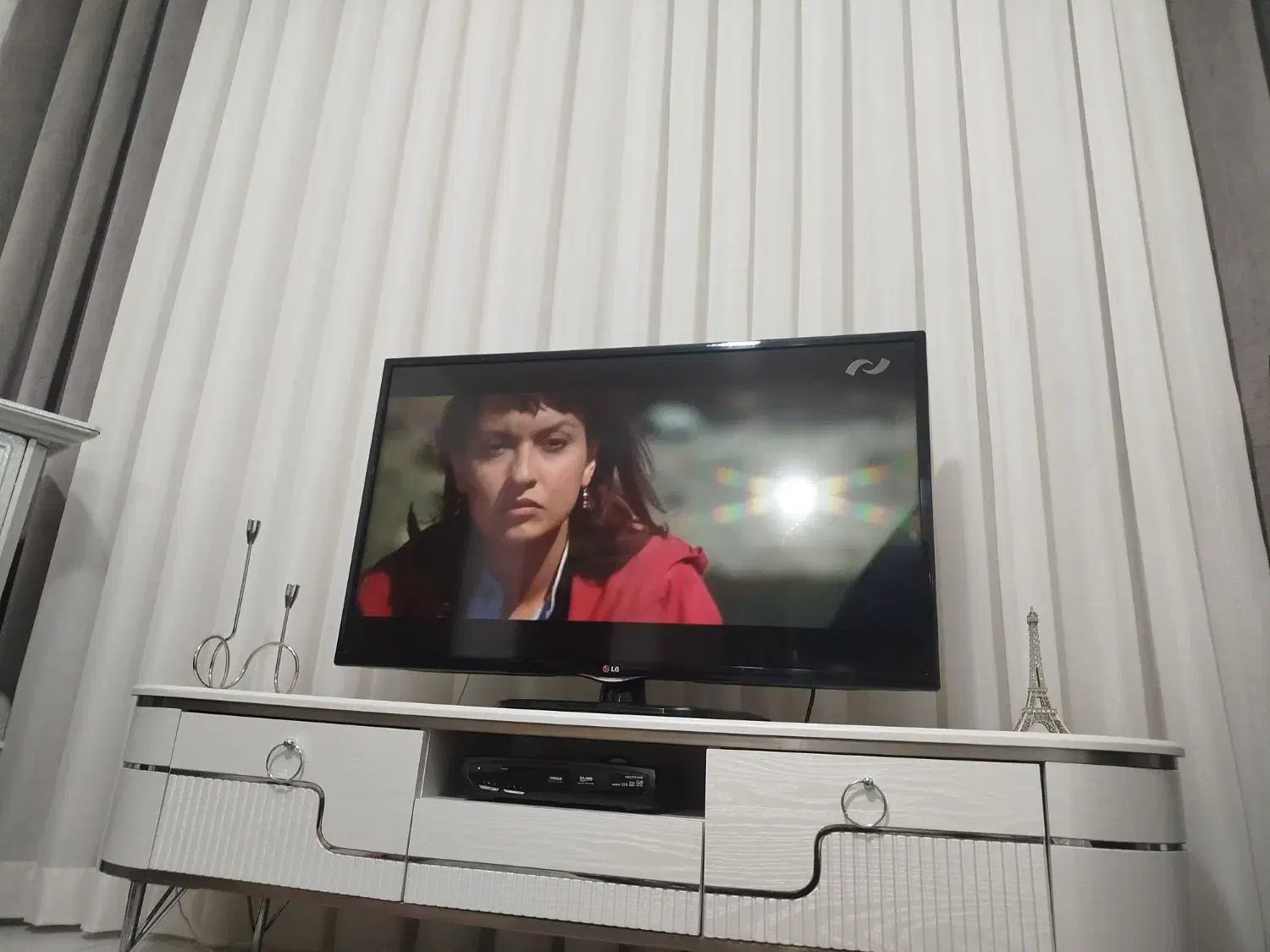 تلویزیون42|تلویزیون و پروژکتور|محمدشهر, محمدشهر|دیوار