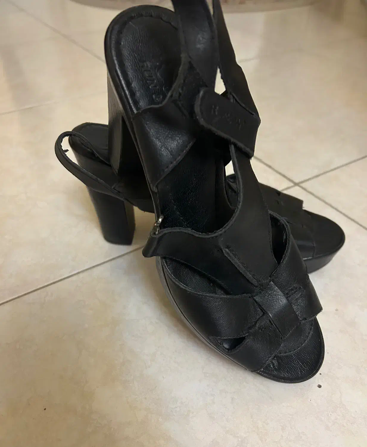 کفش چرم اصل برند run&walk|کیف، کفش، کمربند|تهران, مینی‌سیتی (شهرک نفت)|دیوار