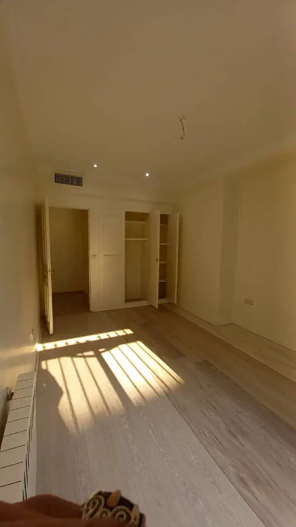 ۱۵۰متر/سه خواب/کامرانیه شمالی