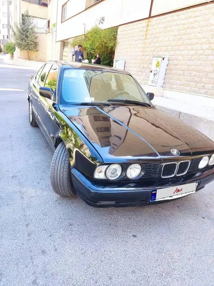 bmw|خودرو سواری و وانت|شیراز, یخ سازی|دیوار