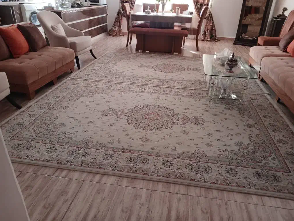 ۲فرش ۶متری به همراه قالیچه زیبا|فرش|رشت, پارک شهر|دیوار