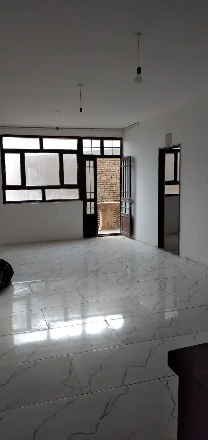 طبقه دوم رهن و اجاره حاشیه ابریشم بین ۱۶ و ۱۸|اجارهٔ آپارتمان|تربتحیدریه, سیلوی گندم|دیوار