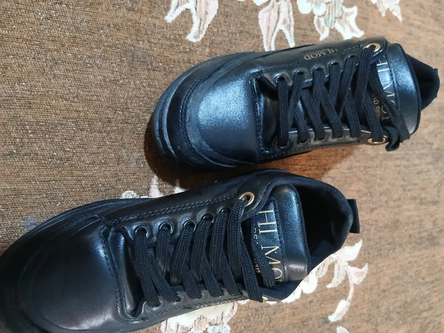 کفش کتانی|کیف، کفش، کمربند|محمدیه-قزوین, |دیوار