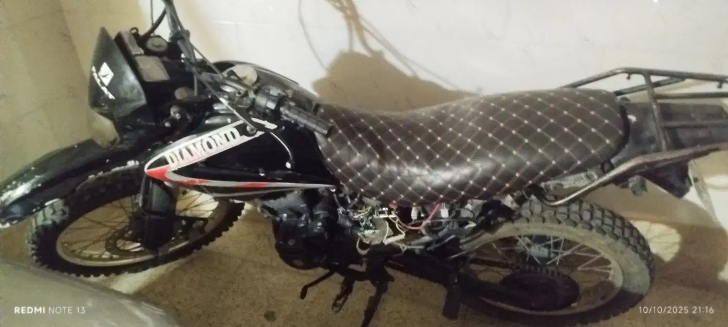 فلات ۲۰۰ تریر|موتورسیکلت|تبریز, |دیوار