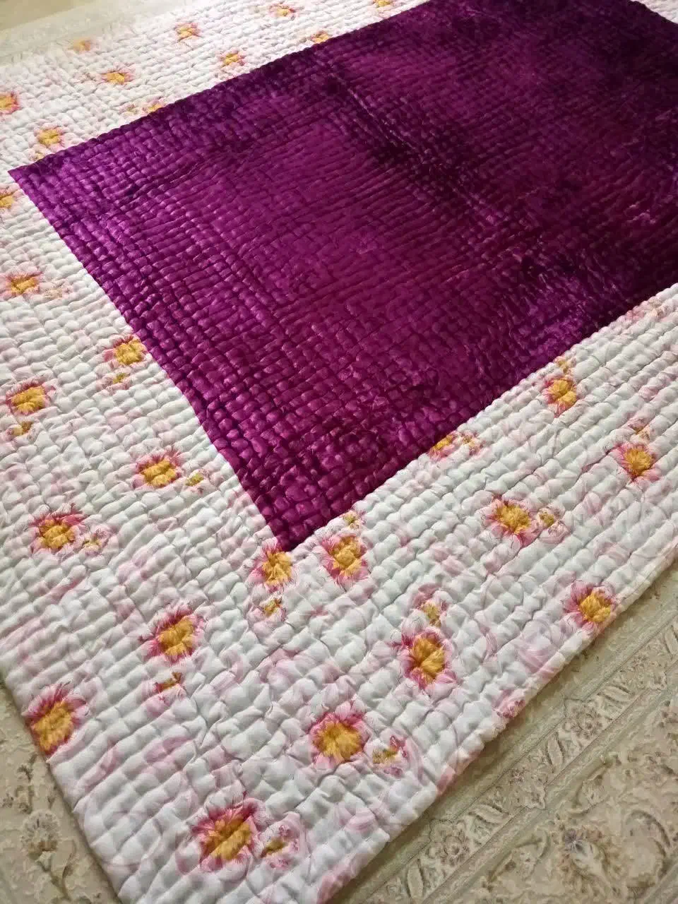 لحاف بزرگ پشمی|رختخواب، بالش، پتو|سمنان, |دیوار