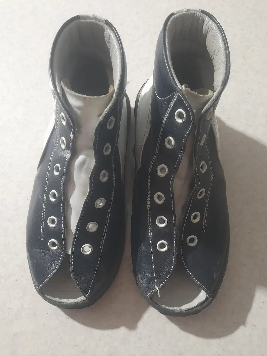 کفش طبی سایز۳۴ و۳۵  توافقی|کفش و لباس بچه|سبزوار, علمدار|دیوار