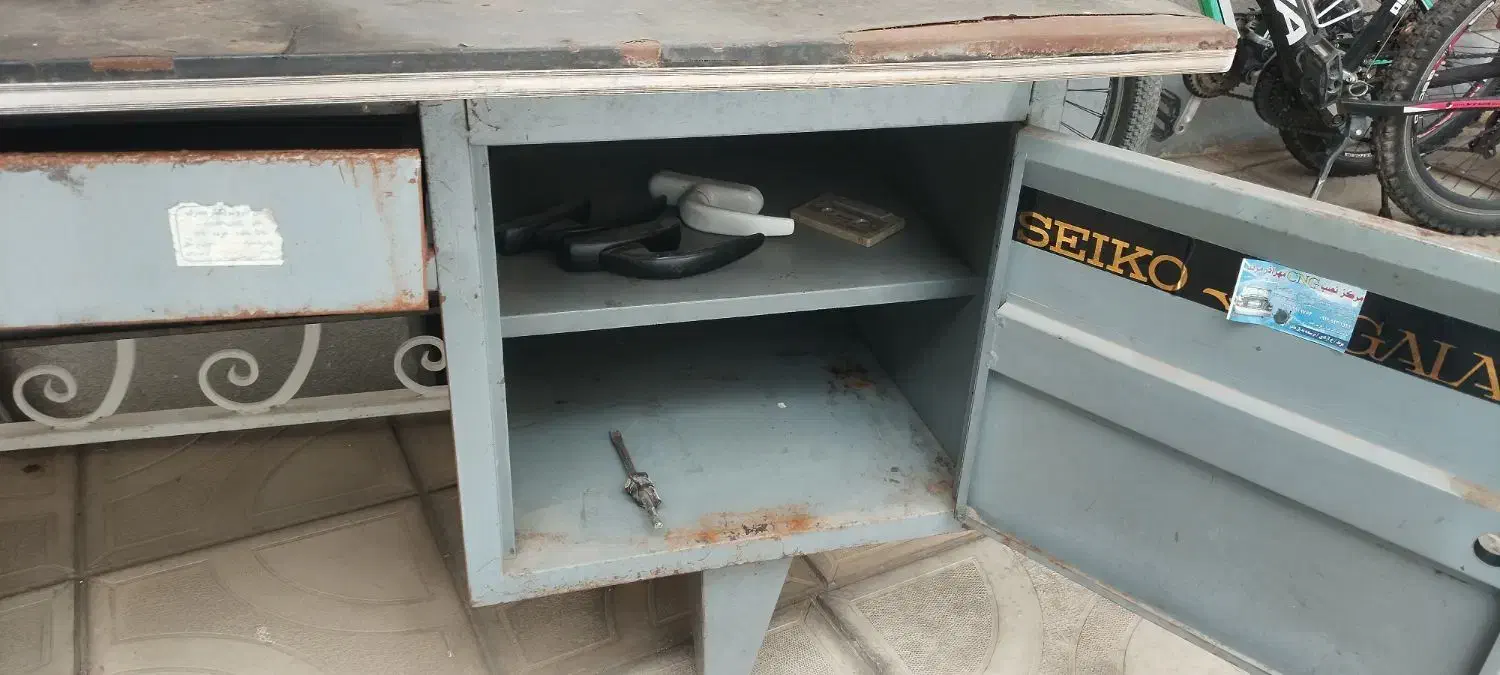 میز فلزی|میز تحریر و کامپیوتر|مرند, |دیوار