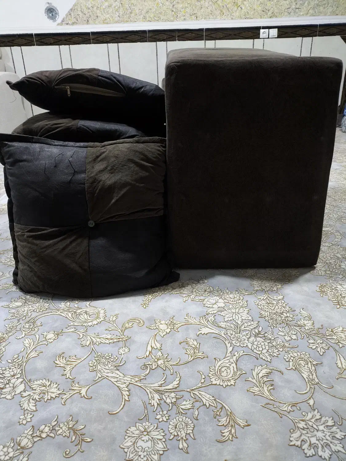 کوسن و نشیمن مبل هفت نفره|مبلمان خانگی و میز عسلی|نورآباد ممسنی, |دیوار