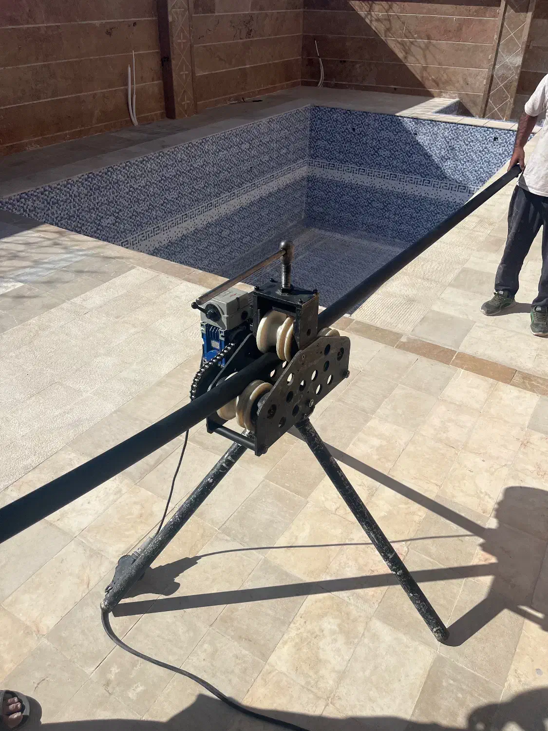 نرده پله خم بادستگاه خم سیارهیدرولیک درمحل نصب شما|خدمات پیشه و مهارت|لار, |دیوار