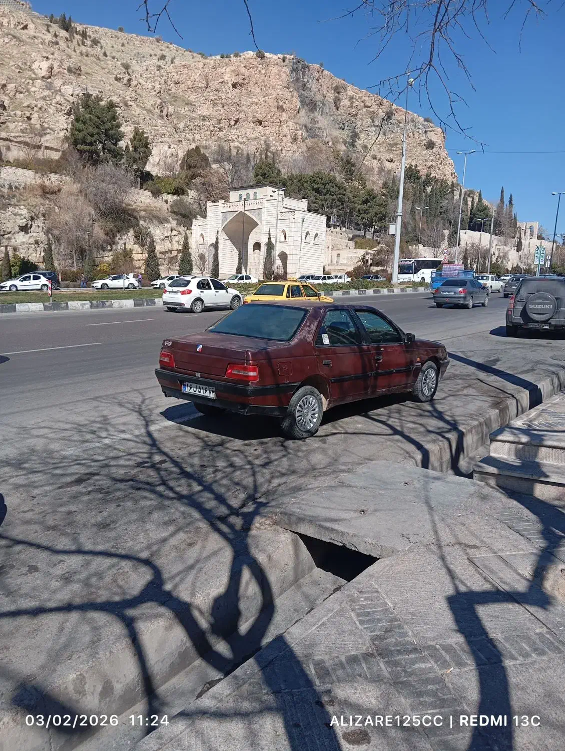 پژو 2000|خودرو سواری و وانت|ارسنجان, |دیوار