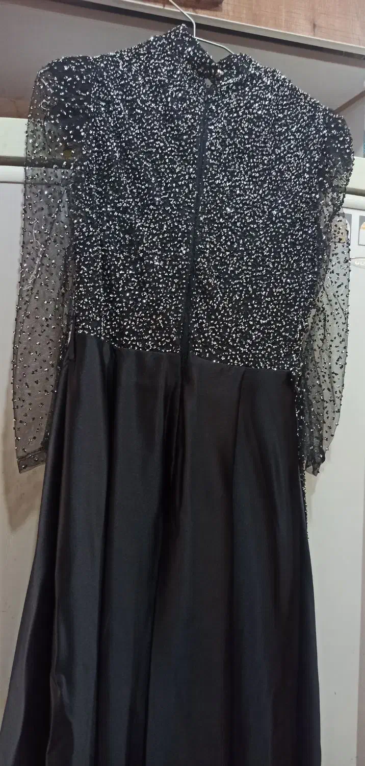 لباس مجلسی|لباس|کشکوئیه, |دیوار