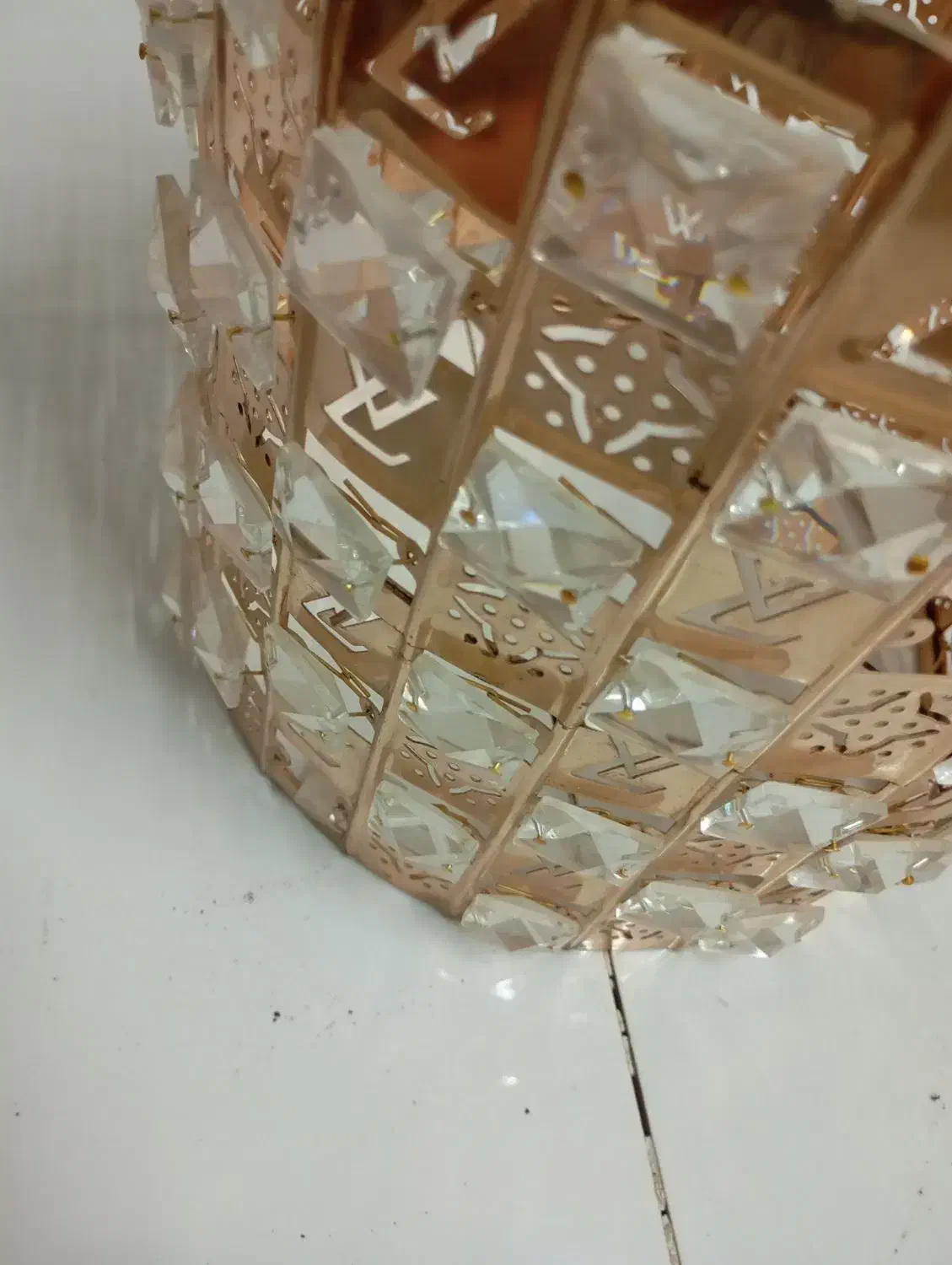 1عددلوستر فانتزی با نگین کریستال|لوستر و چراغ آویز|سبزوار, امیر کبیر|دیوار