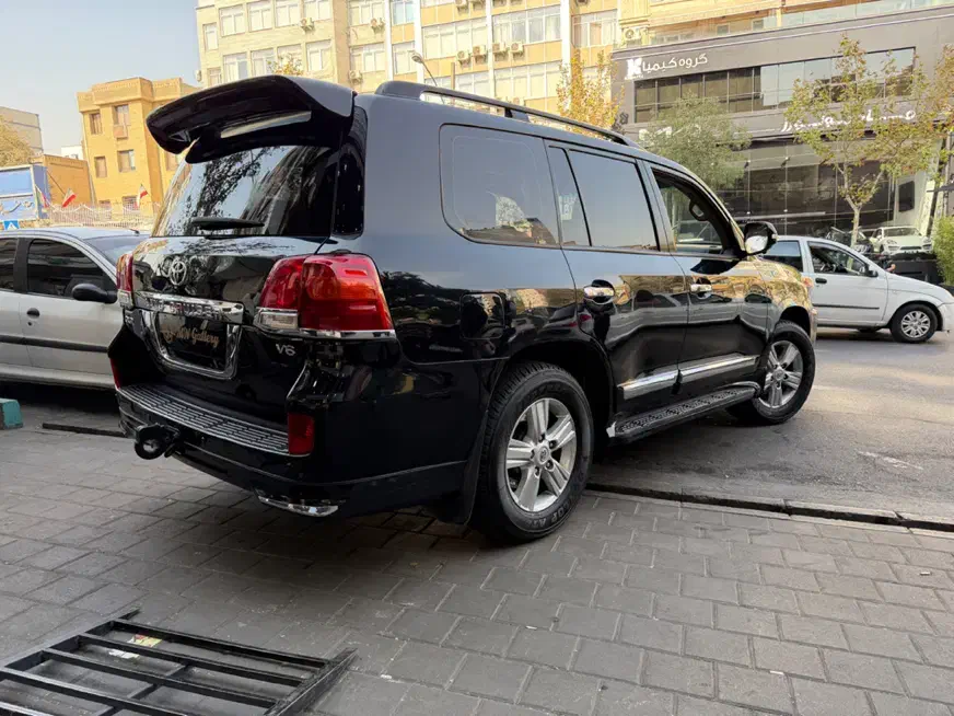 لندکروز ۲۰۱۰|خودرو سواری و وانت|تهران, سهروردی|دیوار