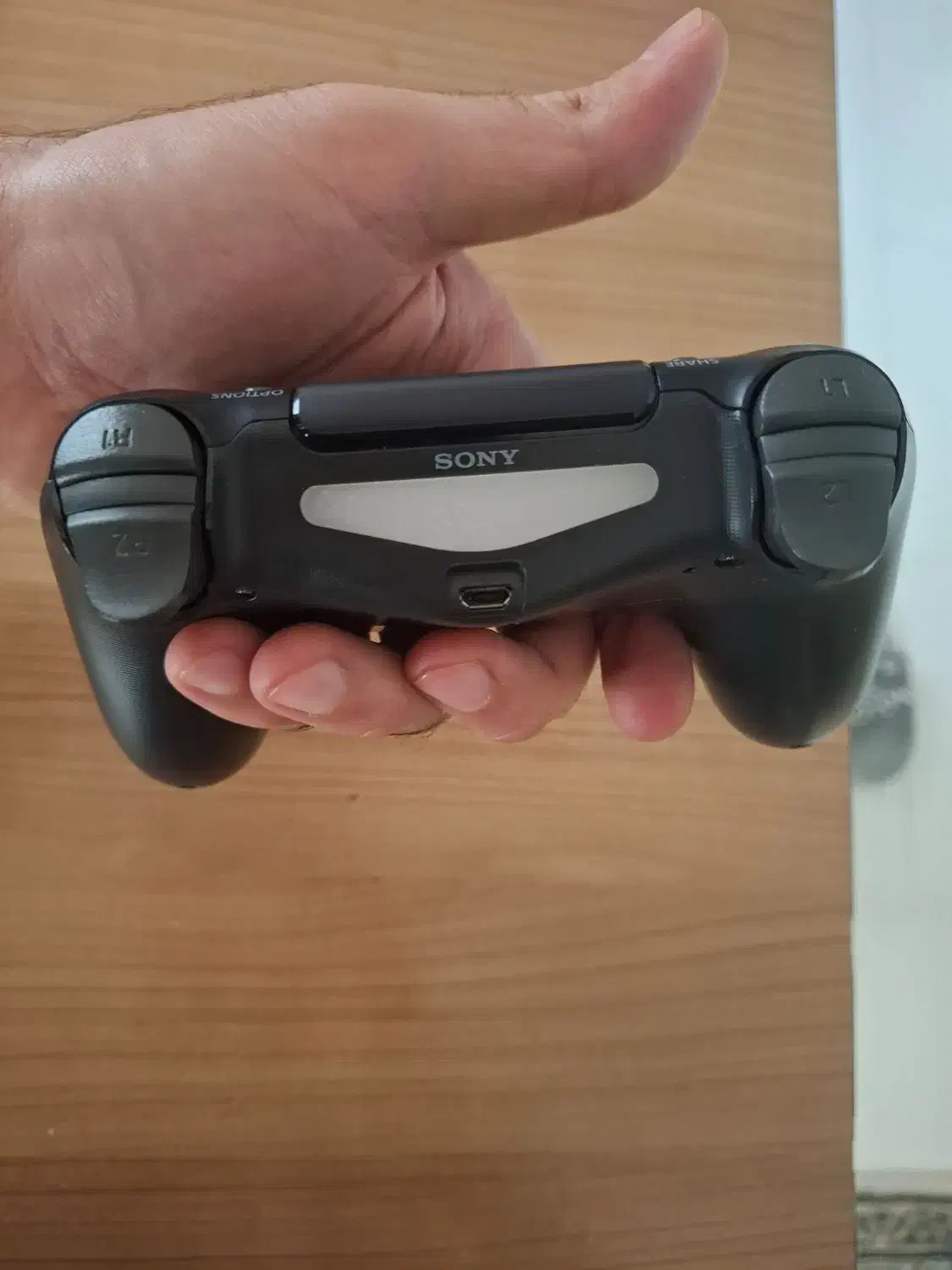 دسته اصلی فابریک PS4|کنسول، بازی ویدئویی و آنلاین|ری, جوانمرد قصاب|دیوار