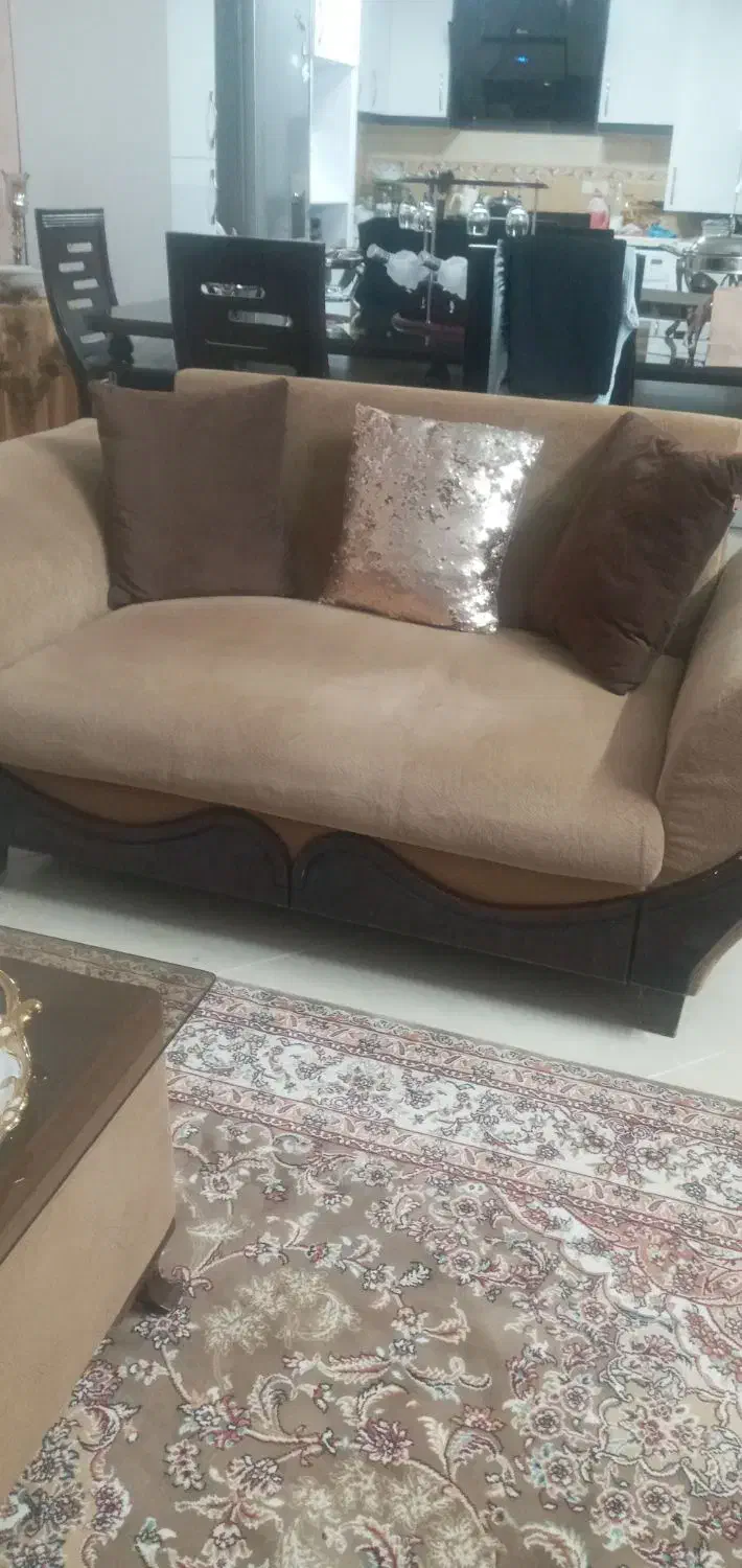 مبل۷نفر|مبلمان خانگی و میز عسلی|شیراز, شهرک بهشتی|دیوار