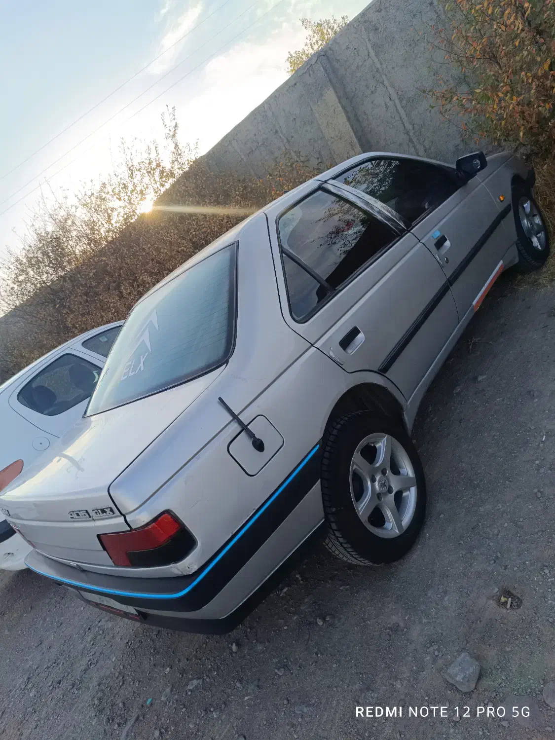 405 نقرهای|خودرو سواری و وانت|مینودشت, |دیوار