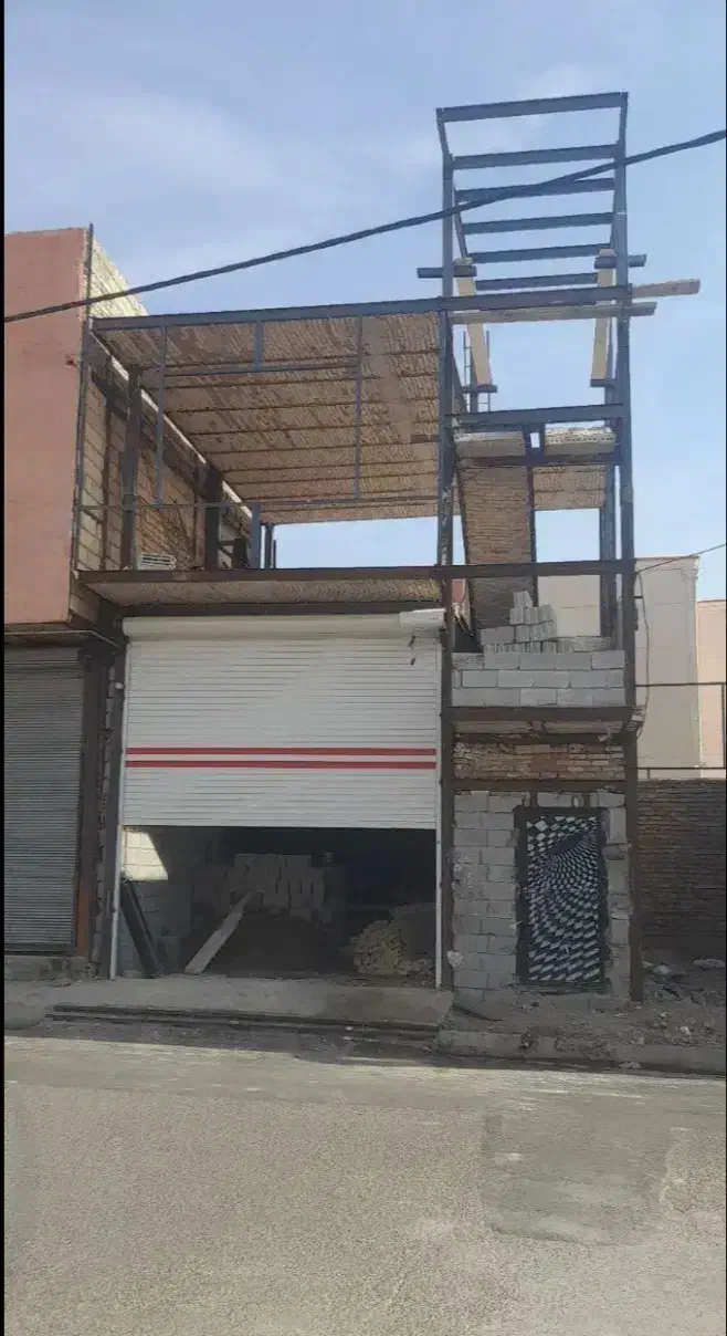 خدمات جوشکاریاسکلت شیروانیکوبی نبش کشی خارپا|خدمات پیشه و مهارت|تبریز, |دیوار