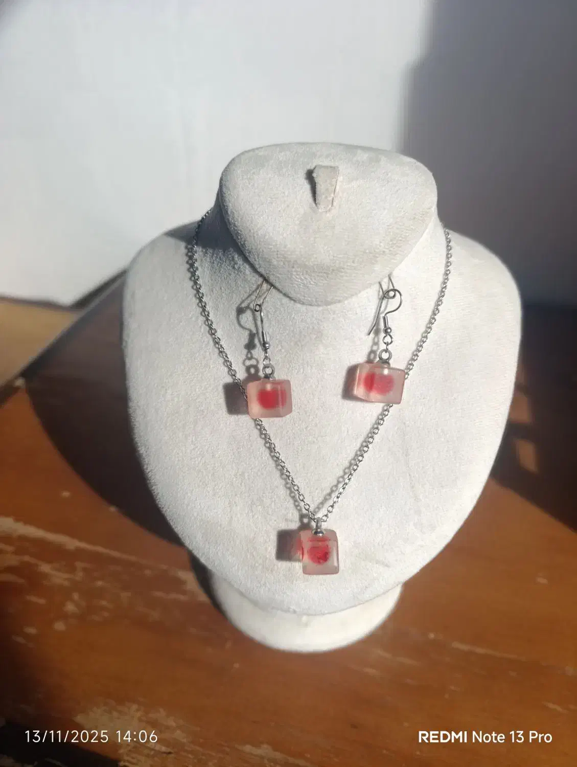 بدلیجات رنگ ثابت اناری ست گردنبند وگوشواره یلدایی|بدلیجات|همدان, |دیوار