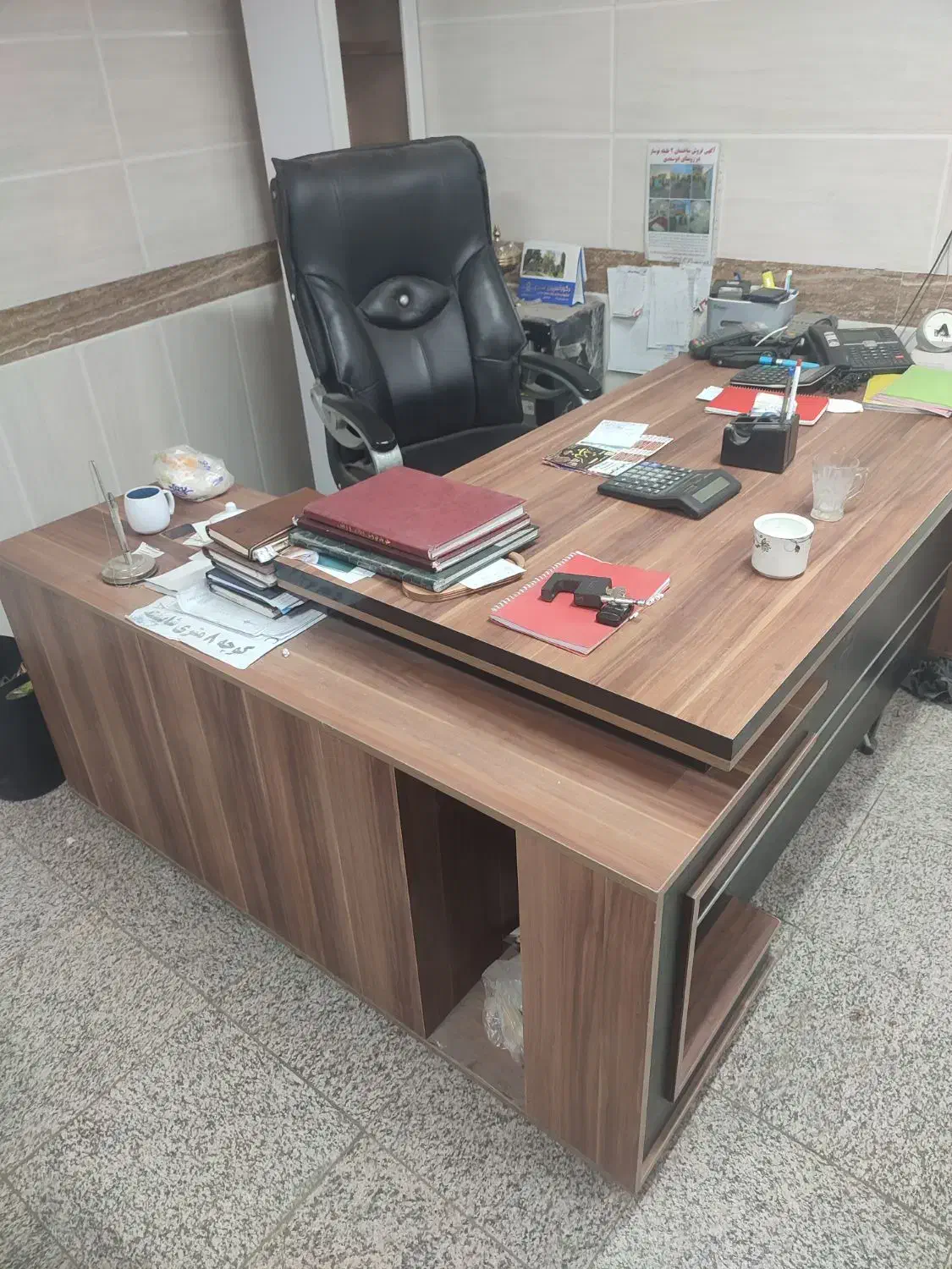 میز و صندلی|مبلمان اداری|نیشابور, مدرس|دیوار
