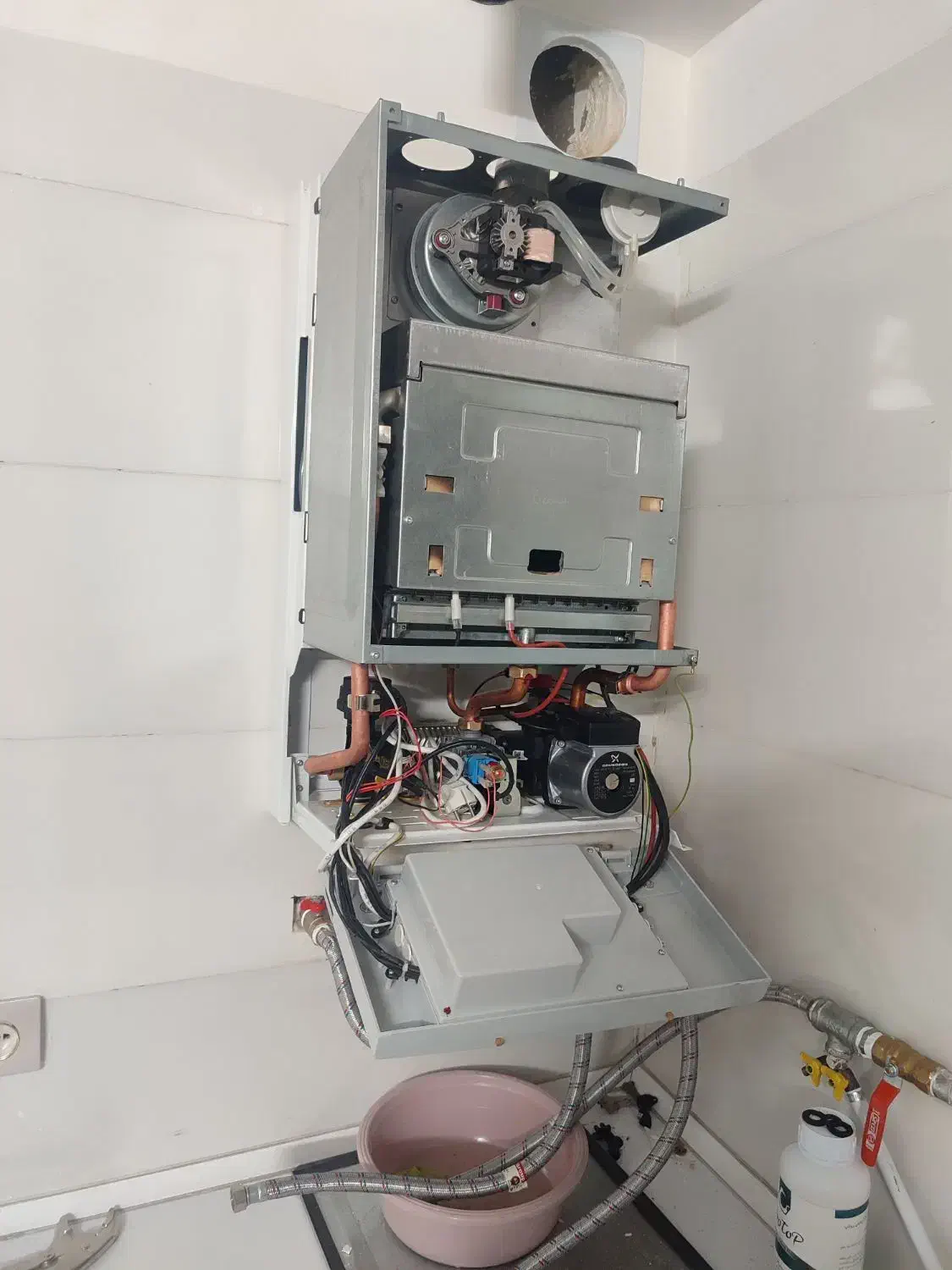 انواع خدمات تاسیساتی ساختمان راه‌اندازی پکیج دیوار|آبگرمکن، پکیج، شوفاژ|مشهد, شهید فرامرز عباسی|دیوار