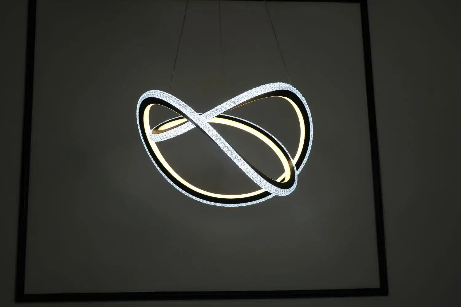 لوستر پاییون دو طرف نور|لوستر و چراغ آویز|فردیس, شهرک ۱۱۰|دیوار