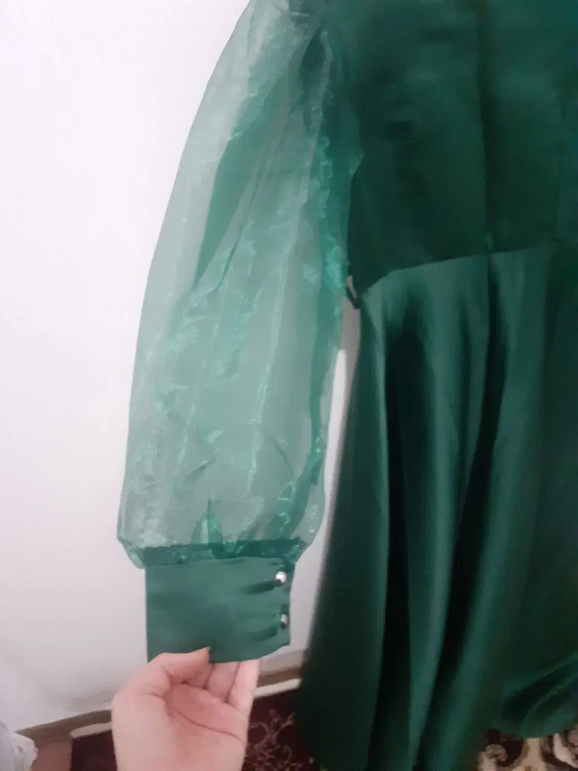 لباسو نو نو یک بار برای عروسی پوشیده دیگه نپوشیده|لباس|مهاجران, |دیوار